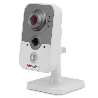 Мини камера наружного наблюдения IP Hikvision HiWatch DS-I114 6-6мм цветная 
